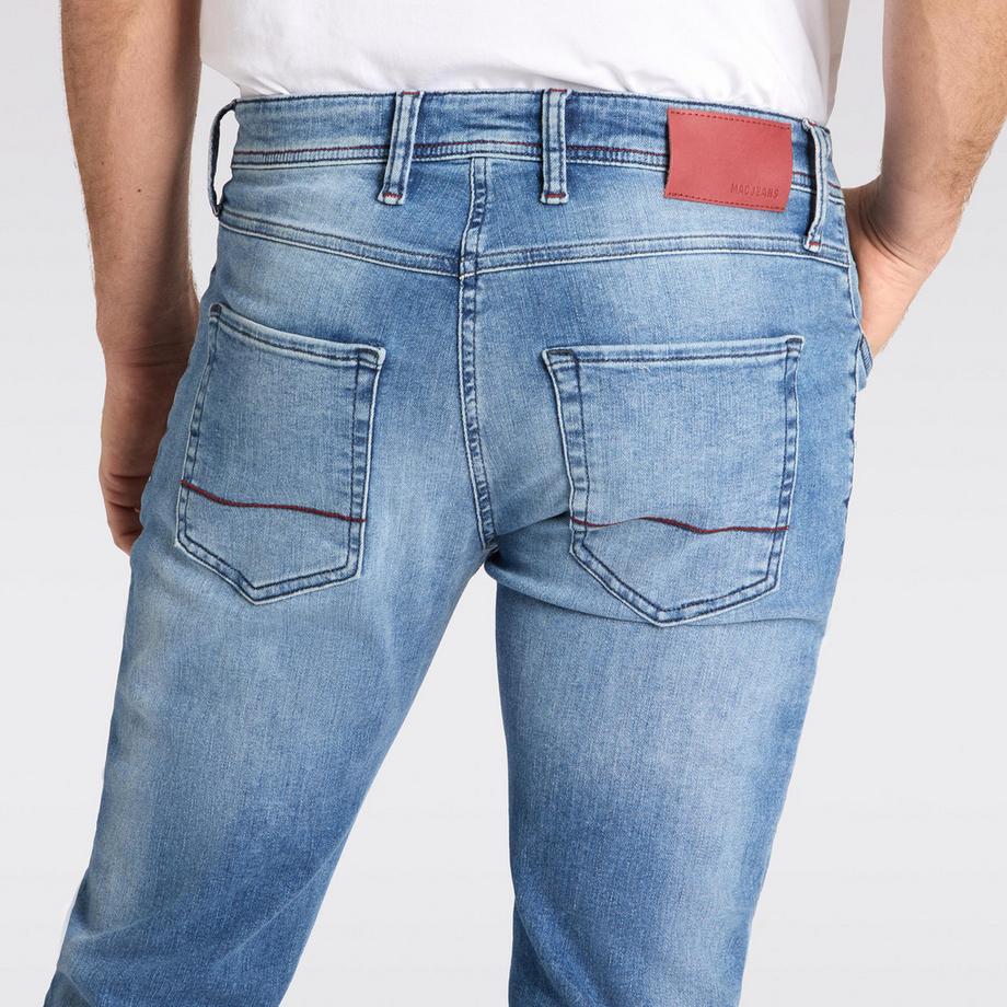 MAC Ultimate Driver Slim Fit Jeans  