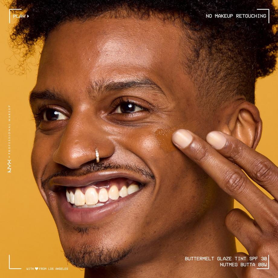 NYX-PROFESSIONAL-MAKEUP  Buttermelt Glaze Foundation LSF 30 