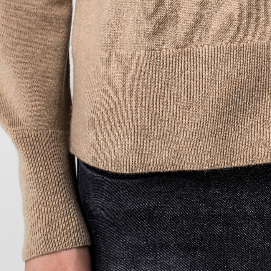 Manor Woman Gilet en tricot avec capuche  