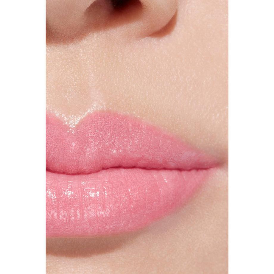 CHANEL ROUGE COCO BAUME - BRILLANT LE BAUME TEINTÉ HYDRATANT EMBELLISSEUR. INTENSITÉ SUR MESURE 