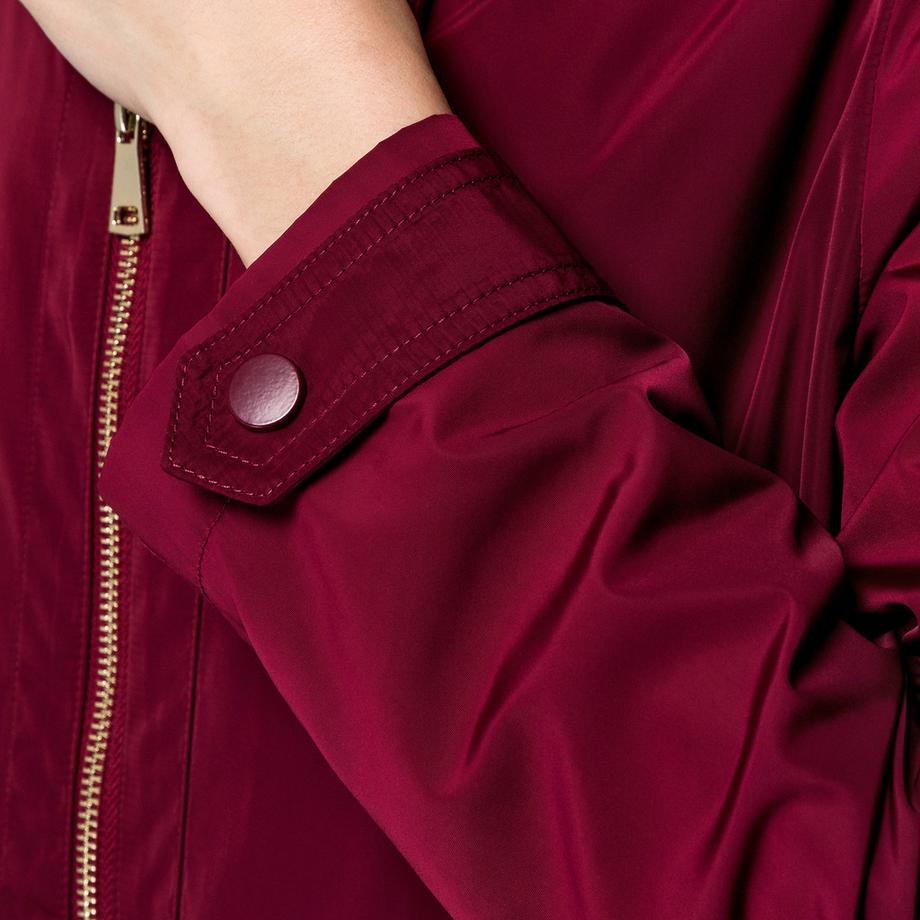 Manor Woman Veste Coupe-Vent à Capuche  