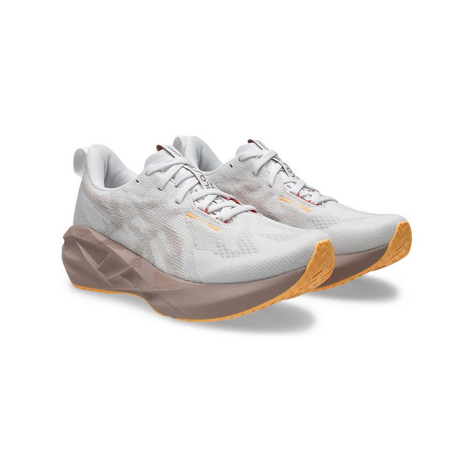 asics NOVABLAST 5 Lady Chaussures de running  