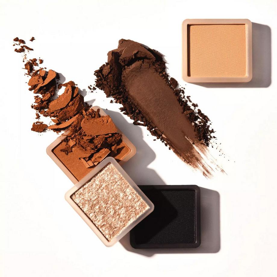 CATRICE  Tiny Treasures Eyeshadow Palette 