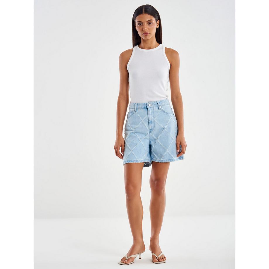 Vicolo Bermuda Shorts  