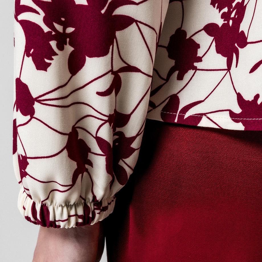 Manor Woman Bluse mit Blumenmuster V-Ausschnitt  