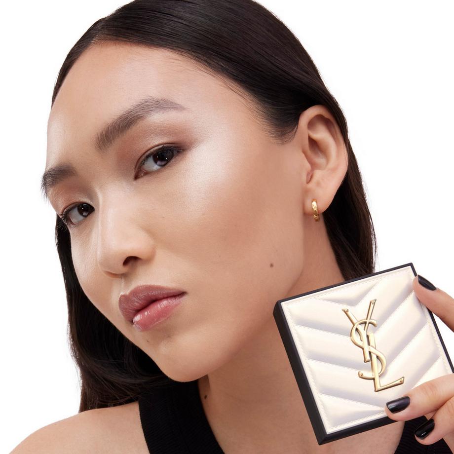 YSL  All Hours Hyper Luminize 