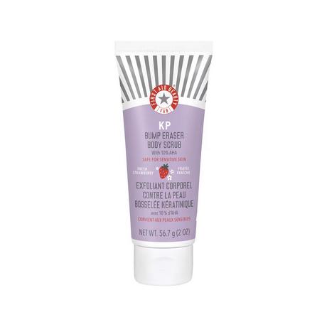 FIRST AID BEAUTY  KP Body Scrub Strawberry - AHA-Körperpeeling mit Erdbeere für sofortige Zartheit 