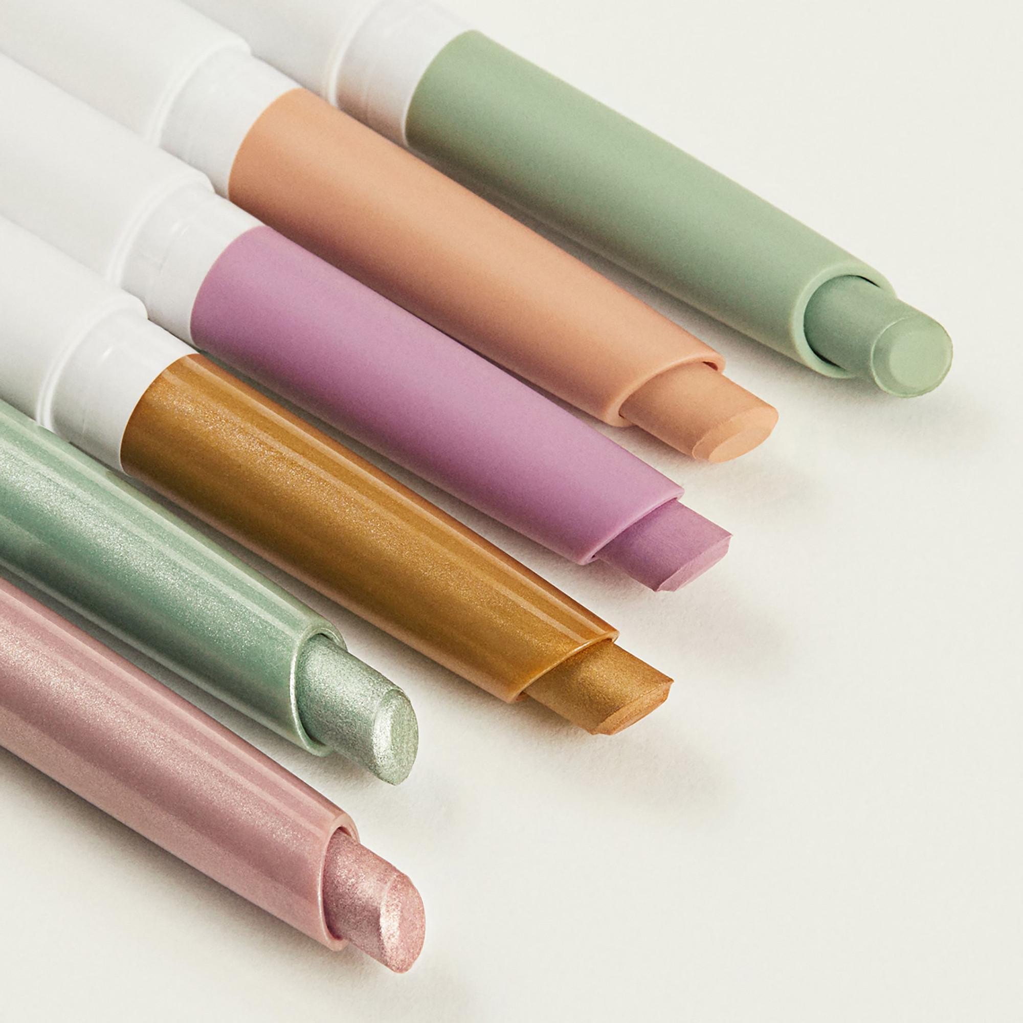 ILIA  Eye Stylus – Ombretto in crema a lunga tenuta 