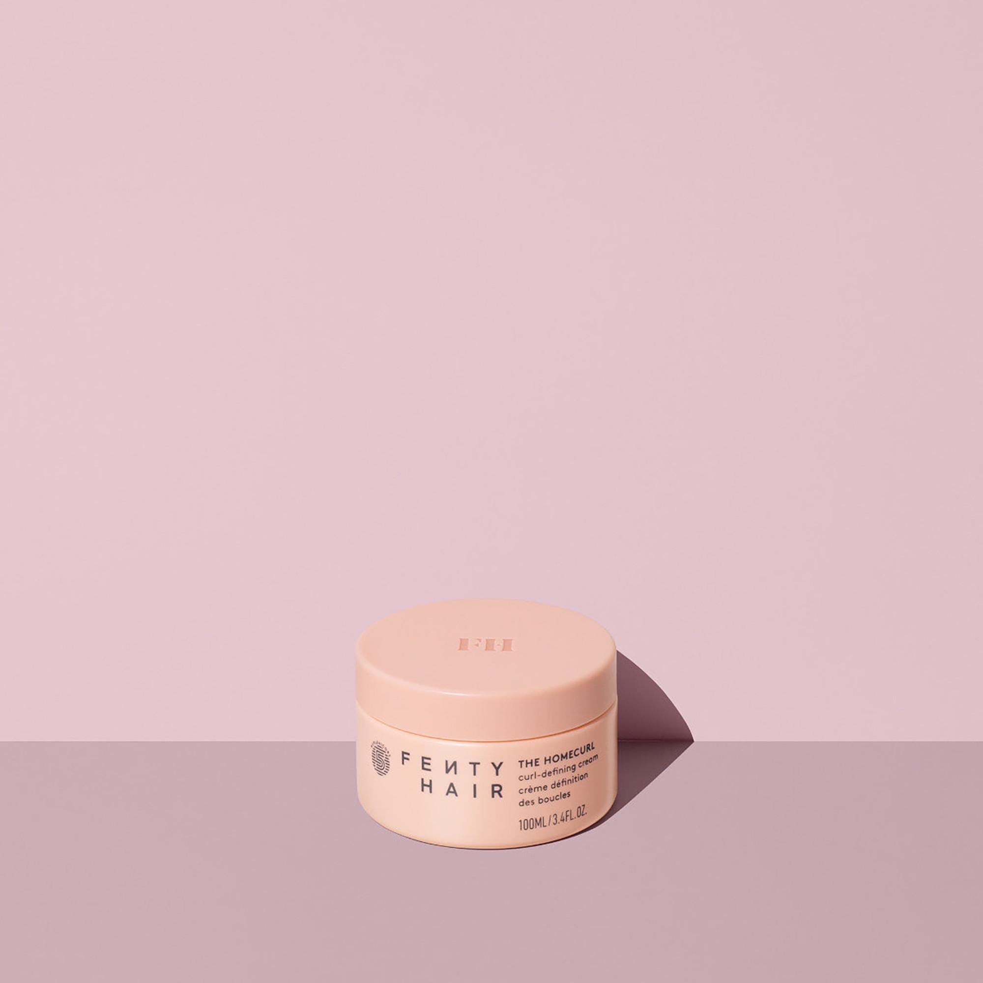 Fenty Beauty By Rihanna  The Homecurl - Definierende Lockencreme 