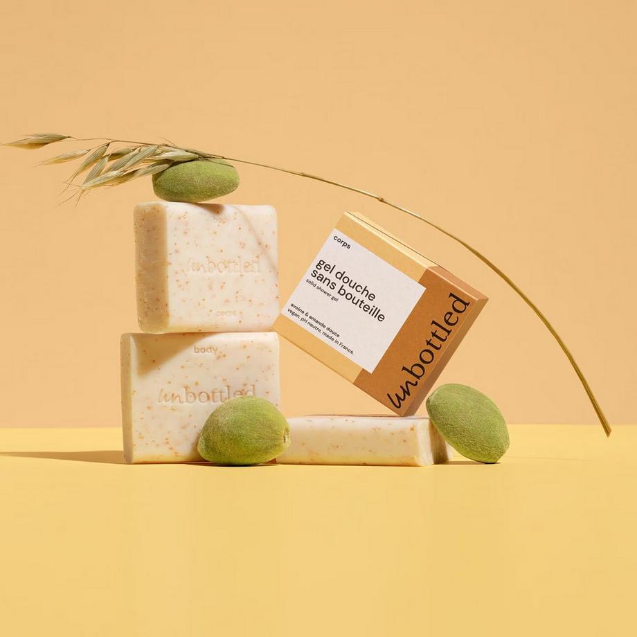 UNBOTTLED SHOWER BAR Gel doccia senza flacone alla farina d'avena e mandorle dolci Formato Viaggio 