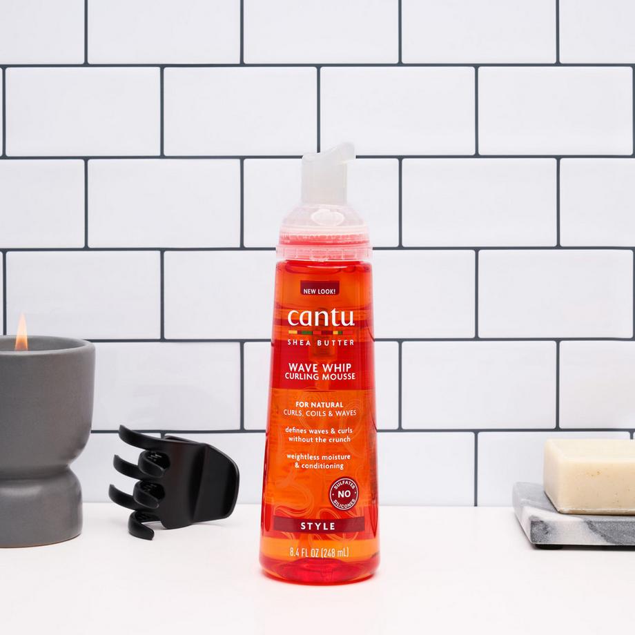 Cantu  Burro di Karité per Capelli Naturali Mousse Modellante Wave Whip 