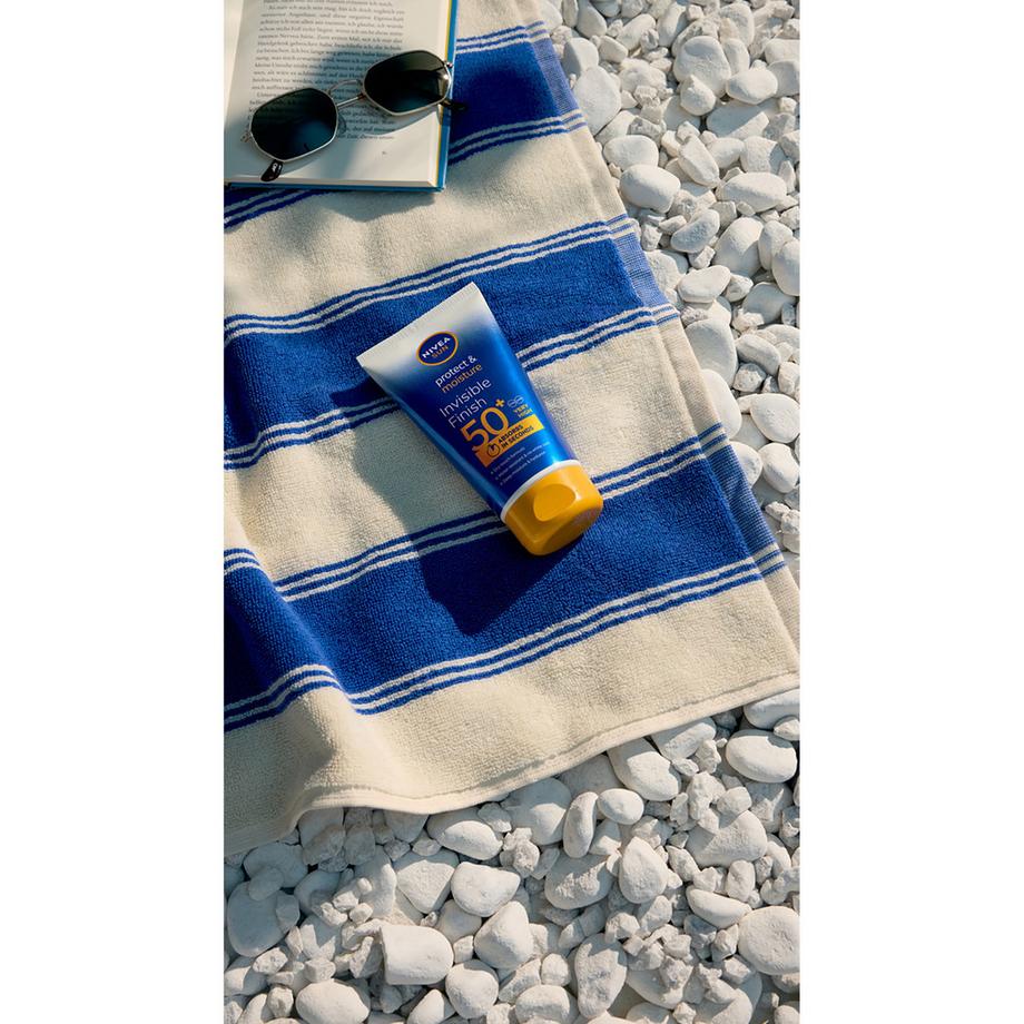 NIVEA SUN  Protect & Moisture Invisible Finish LSF 50+ 