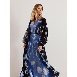 Phase Eight  Robe 