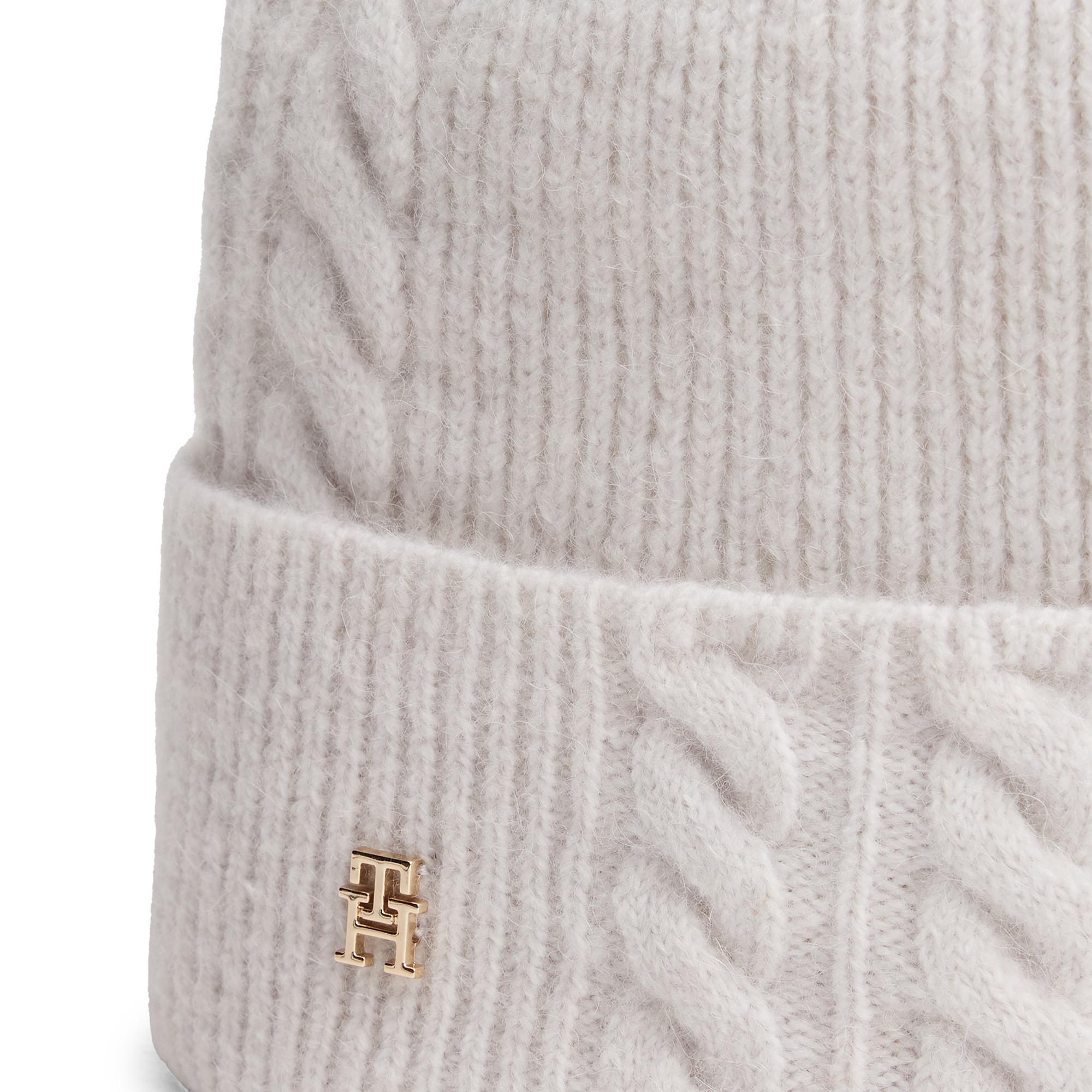 TOMMY HILFIGER TH Elevated Chic Fluffy Beanie  