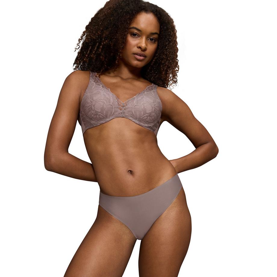 Triumph Body Make-Up Illusion Lace Tai Slip  