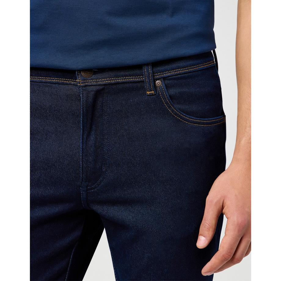 Wrangler Texas Slim Free-to-Stretch Jeans  