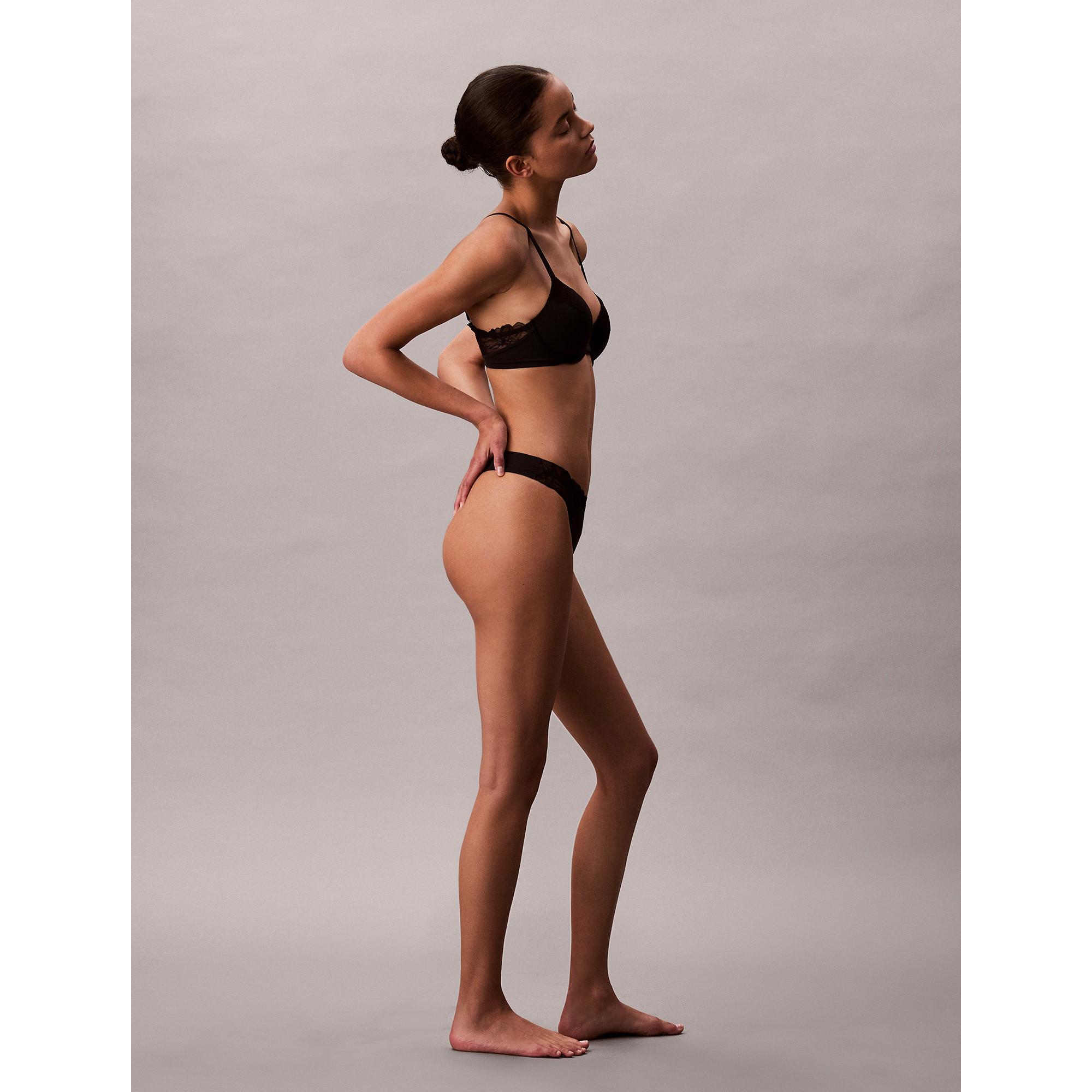 Calvin Klein Perfectly Fit Lace String  