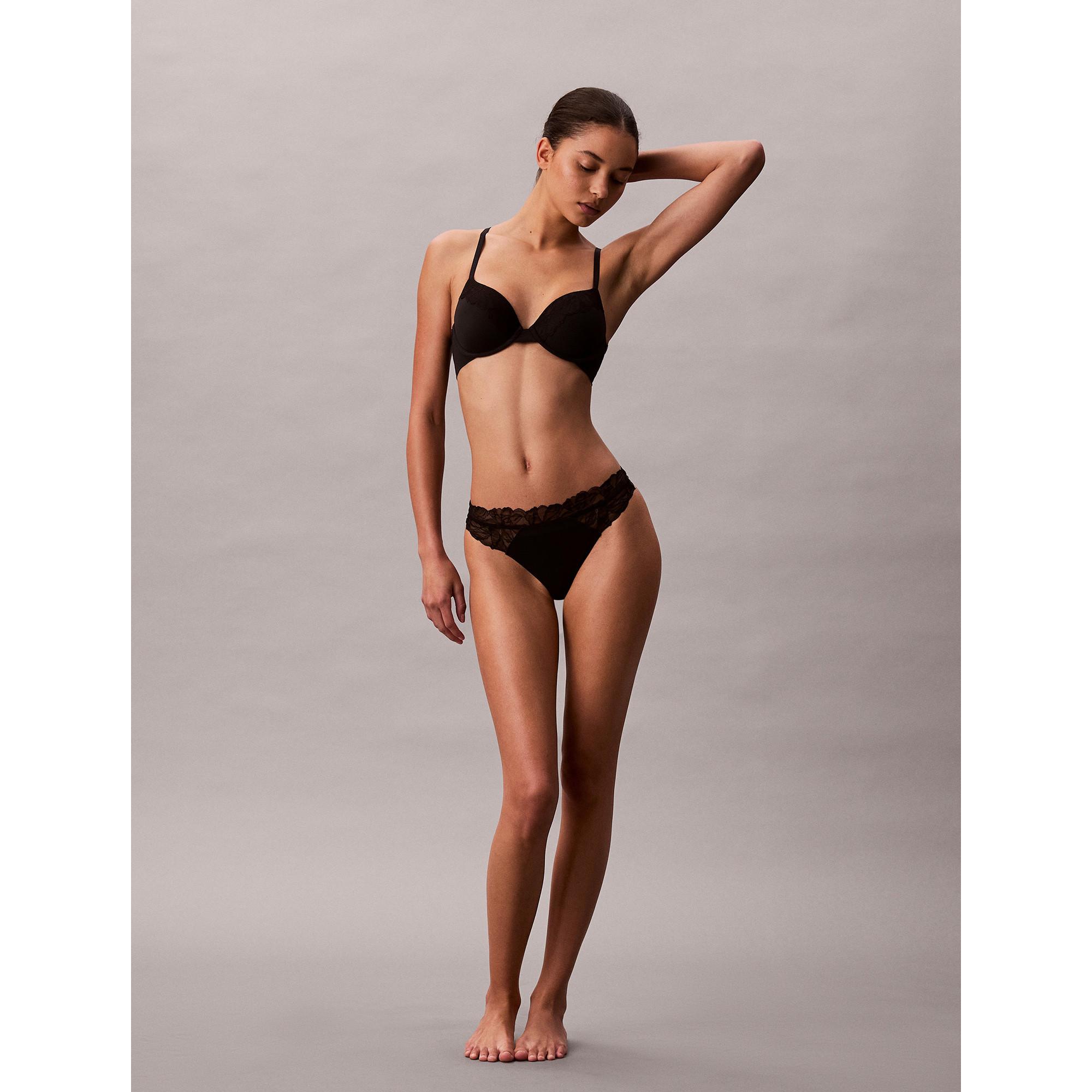 Calvin Klein Perfectly Fit Lace String  