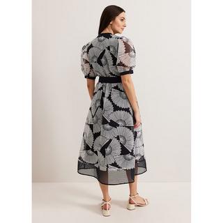 Phase Eight  Robe 