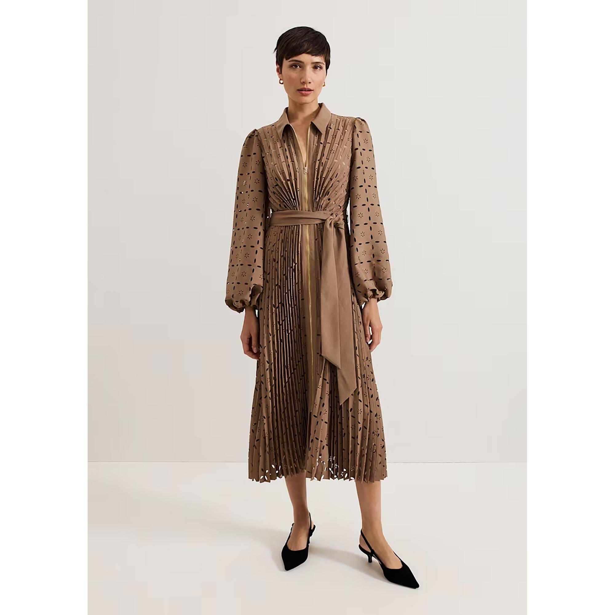 Phase Eight  Robe 