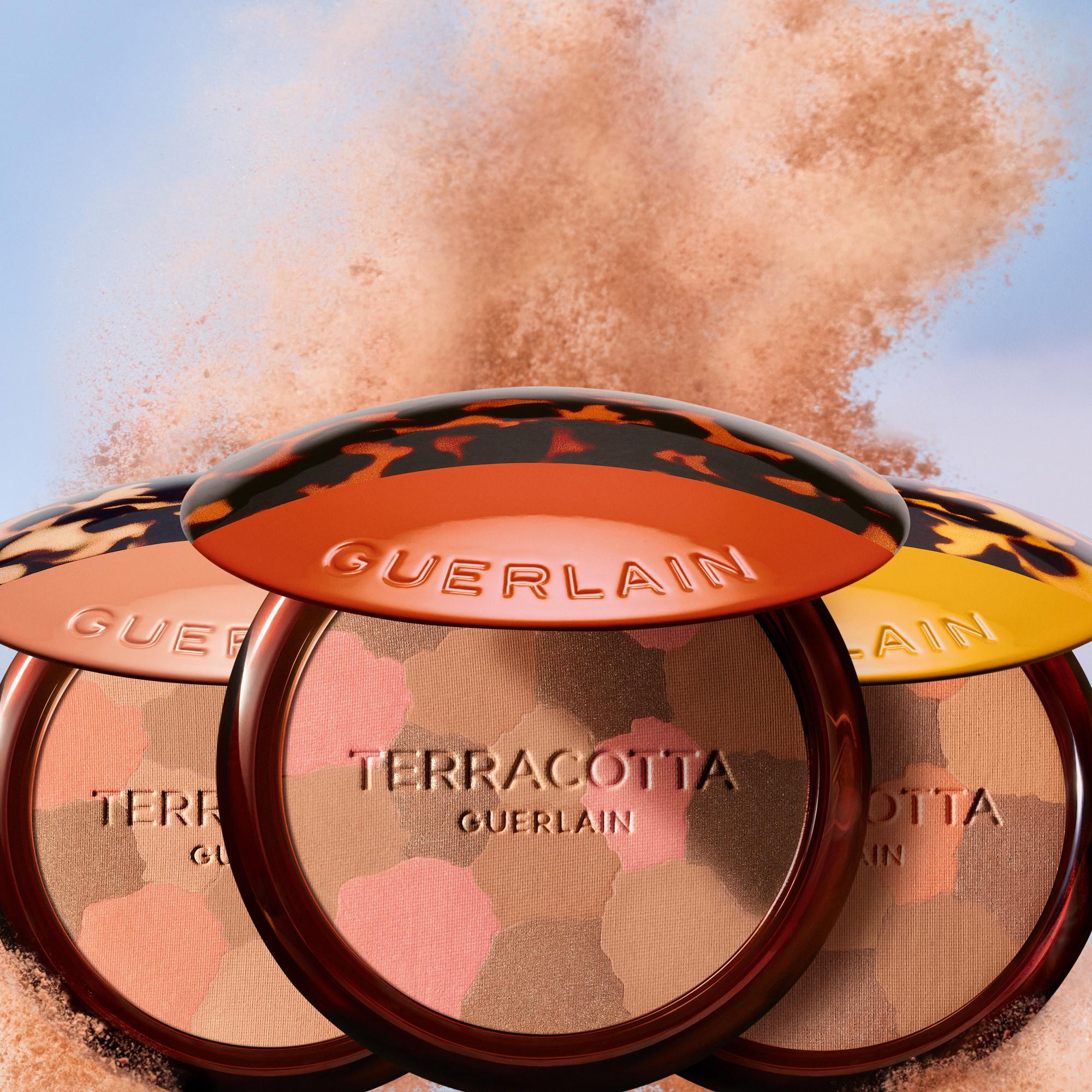 Guerlain  Terracotta Light La Poudre Éclat Bonne Mine Naturelle - Édition Limitée - 96% d’ingrédients d’origine naturelle 