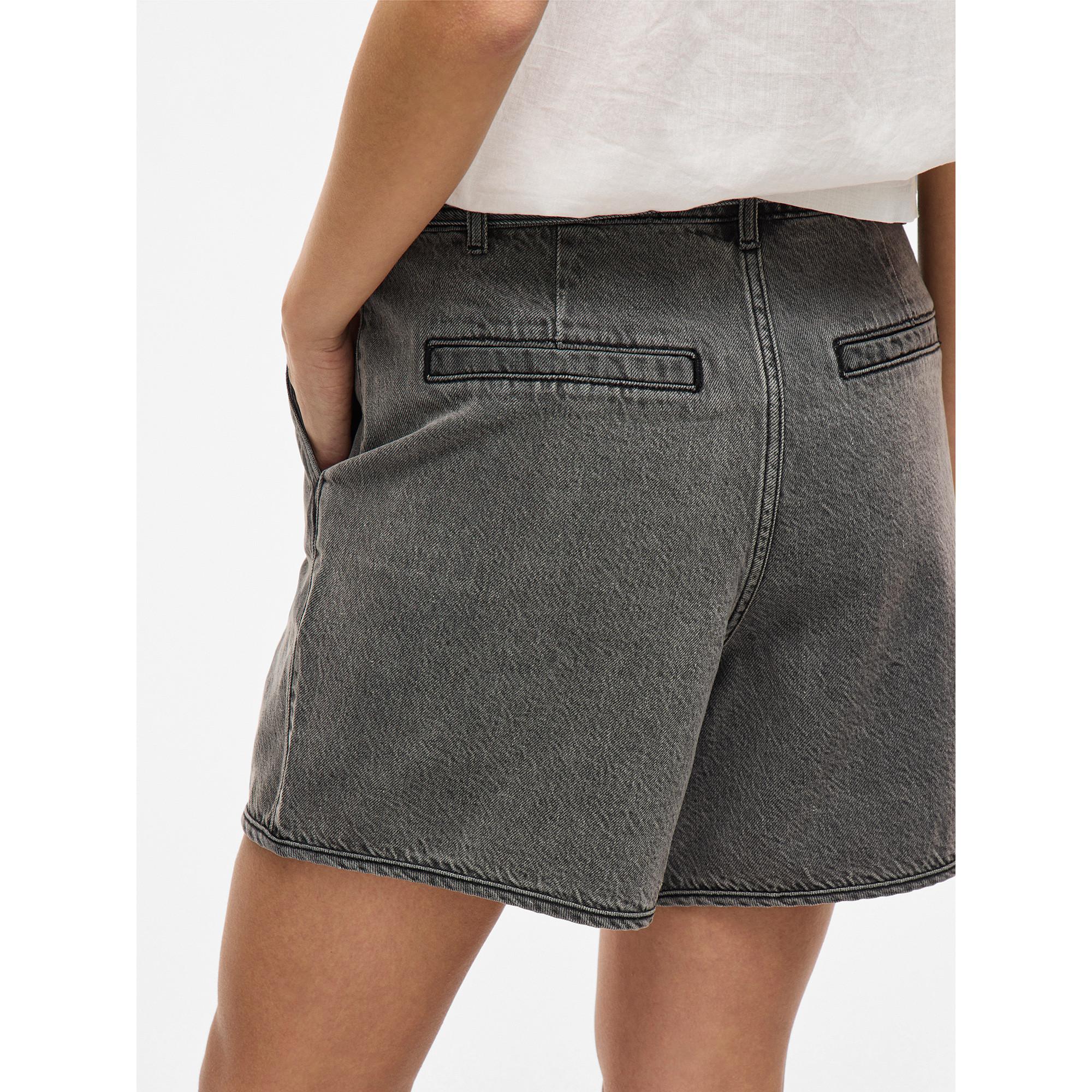 VILA Short Bermuda avec ceinture à nouer  