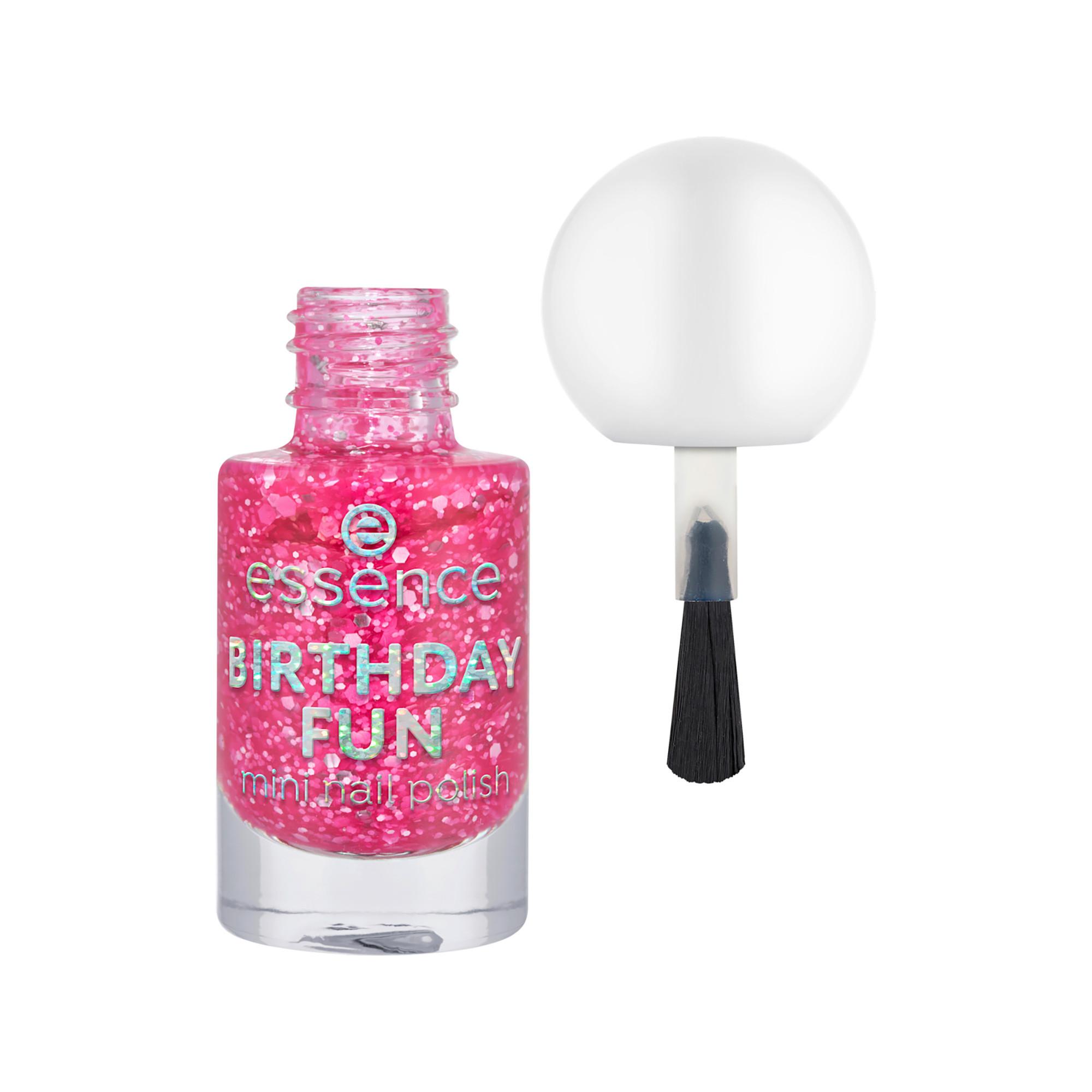 essence  BIRTHDAY FUN mini nail polish 