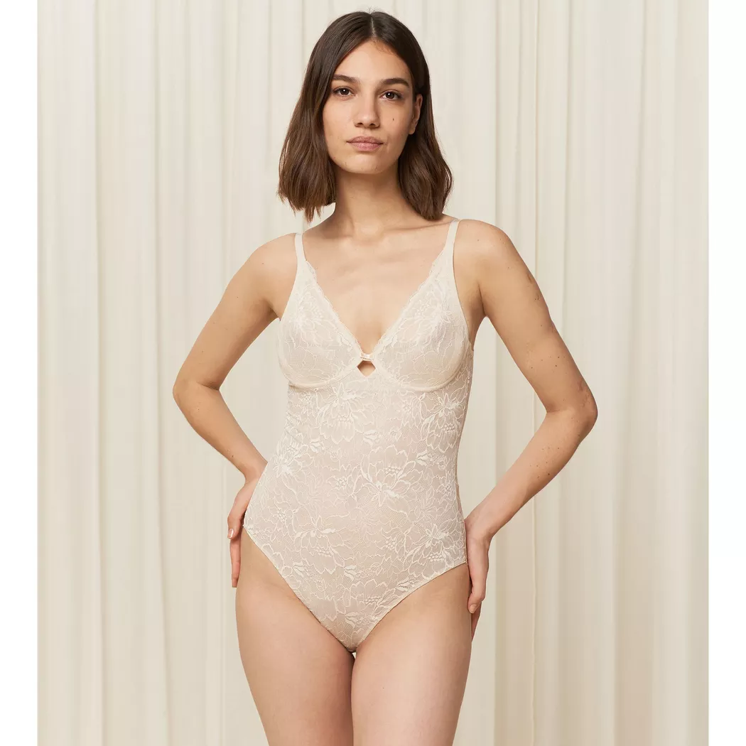 Triumph - Body, ärmellos, für Damen, Creme, Größe 70E