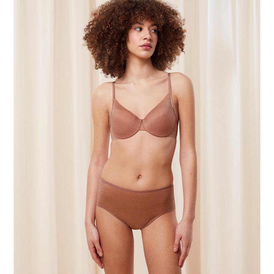 Triumph Signature Sheer Maxi Slip  