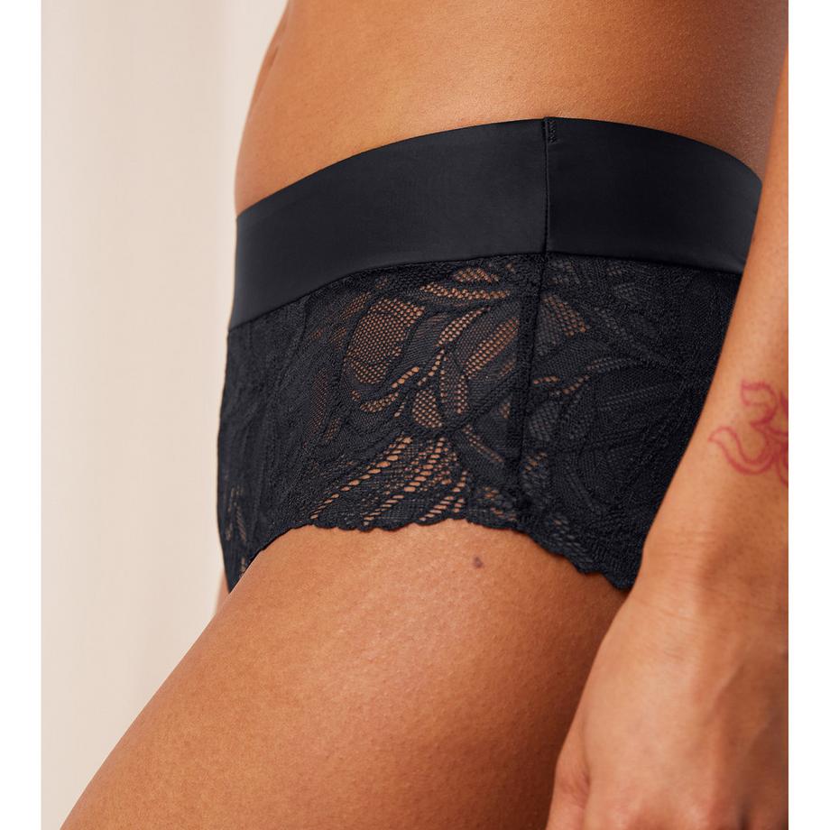 Triumph Body Make-Up Illusion Lace Shorty  