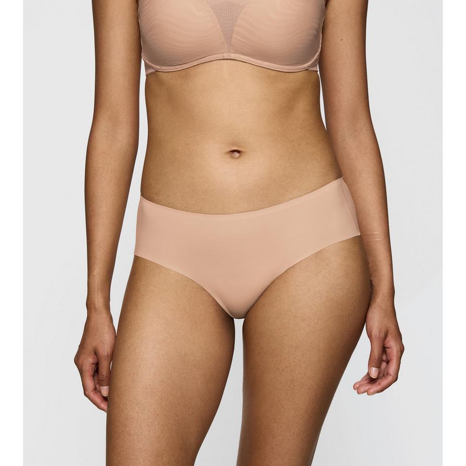 Triumph Smart Invisible Hipster  