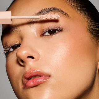 Fenty Beauty By Rihanna  Hella Thicc Extra Primer - Base Mascara Volumizzante 