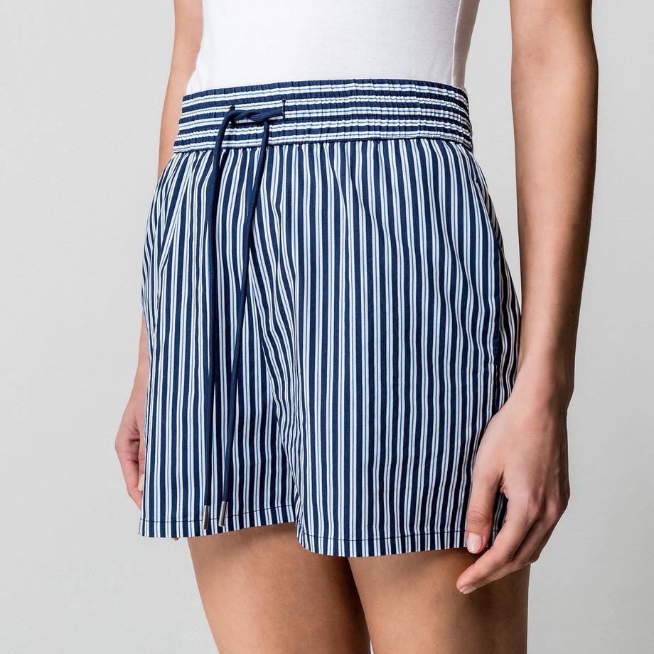 Manor Woman Gestreifte Shorts mit Tunnelzug  