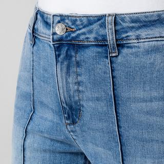 Manor Woman Bootcut Fit Jeans  