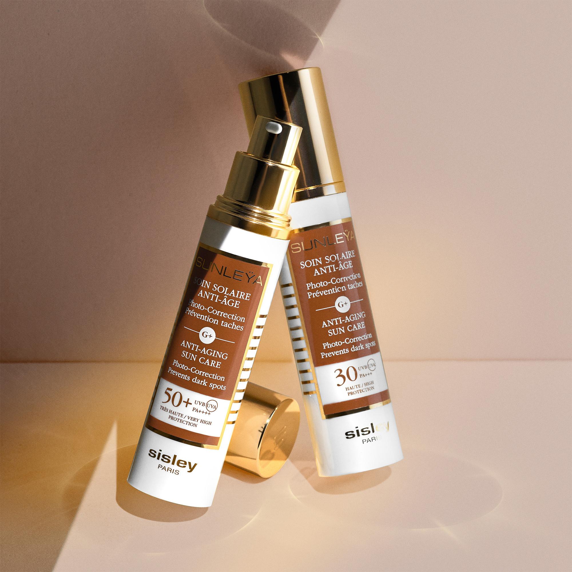 sisley  Sunleÿa Soin Solaire Anti - Âge SPF 50+ 
