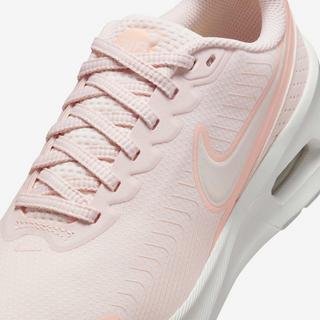 NIKE Wmns Air Max Nuaxis Sneakers, basses 