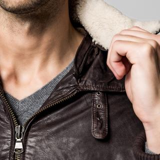 Manor Man Veste en cuir avec col en fourrure amovible  