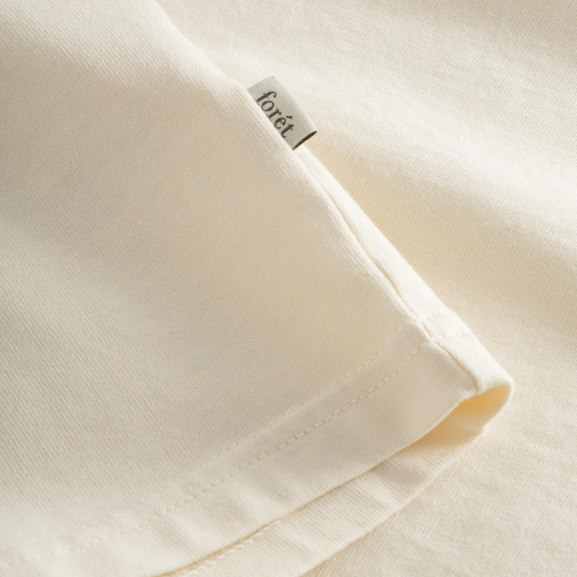 Forét East T-Shirt Imprimé Graphique  