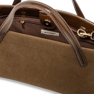 Manor Woman Tote Bag  