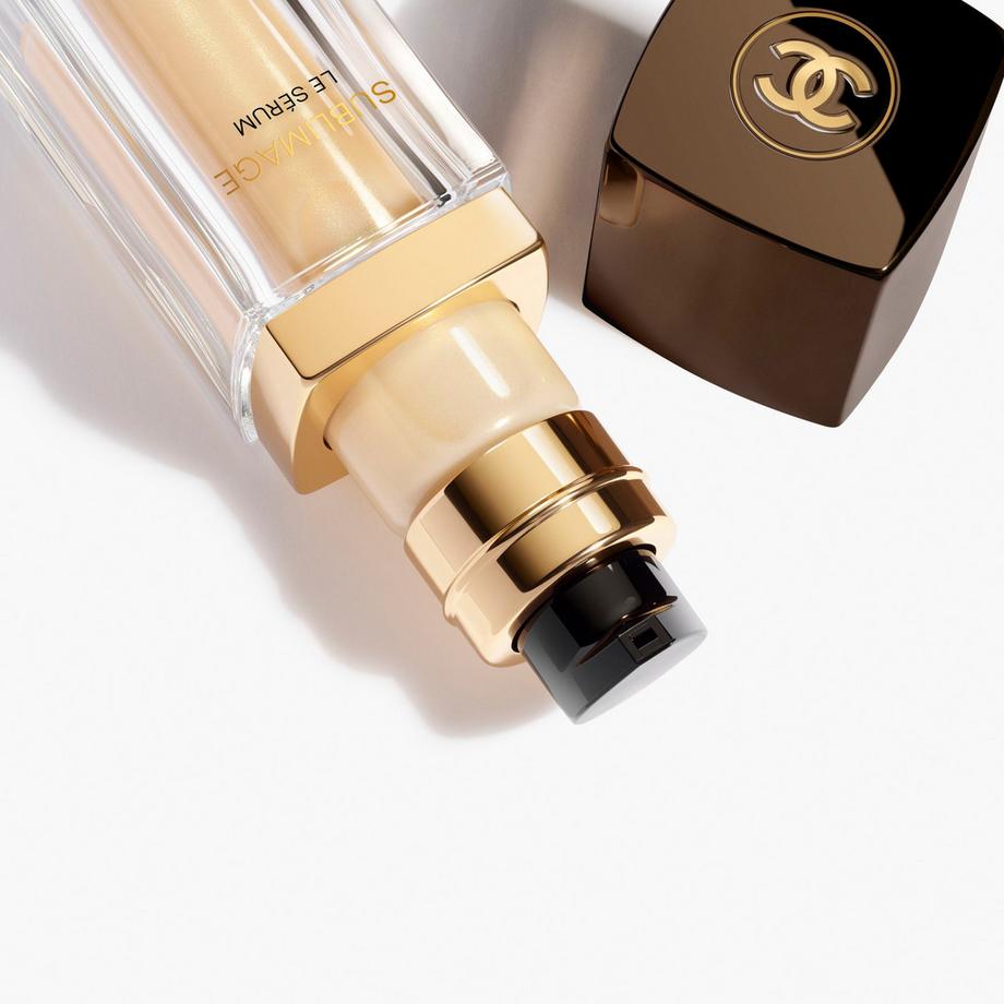 CHANEL SUBLIMAGE LE SÉRUM DAS ULTIMATIVE SERUM: REGENERIERT UND STÄRKT DIE HAUTDICHTE 