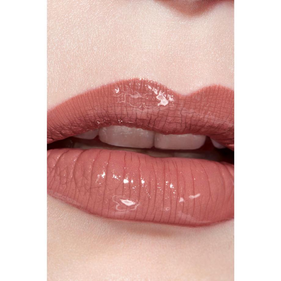 CHANEL LE ROUGE DUO ULTRA TENUE DUO LÈVRES LONGUE TENUE 