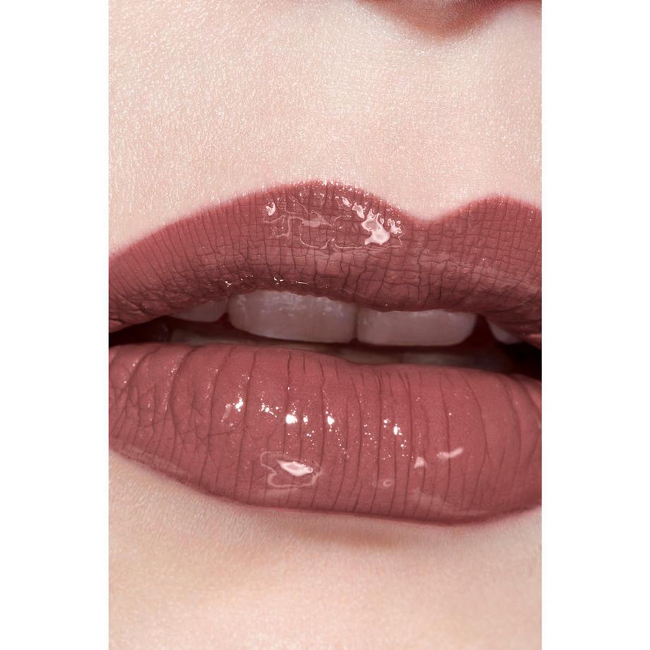 CHANEL LE ROUGE DUO ULTRA TENUE DUO LÈVRES LONGUE TENUE 