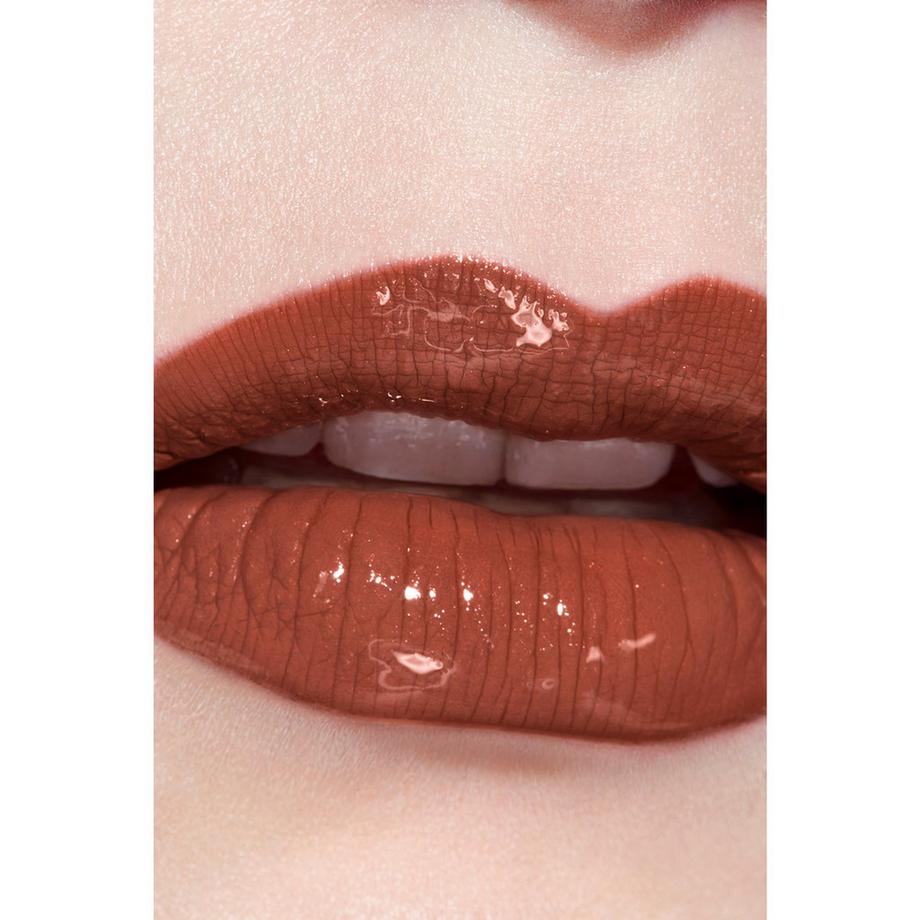 CHANEL LE ROUGE DUO ULTRA TENUE LIPPENDUO MIT LANGEM HALT 