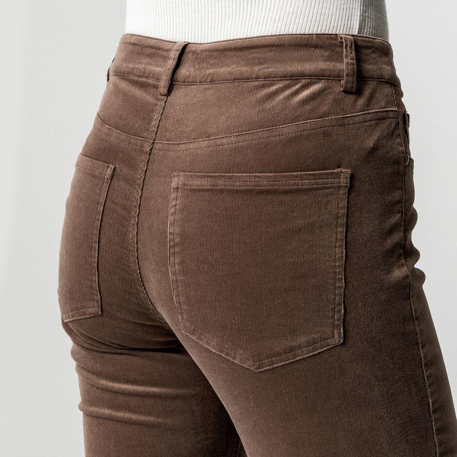 Manor Woman Pantaloni 5 tasche in velluto a coste Slim Fit  
