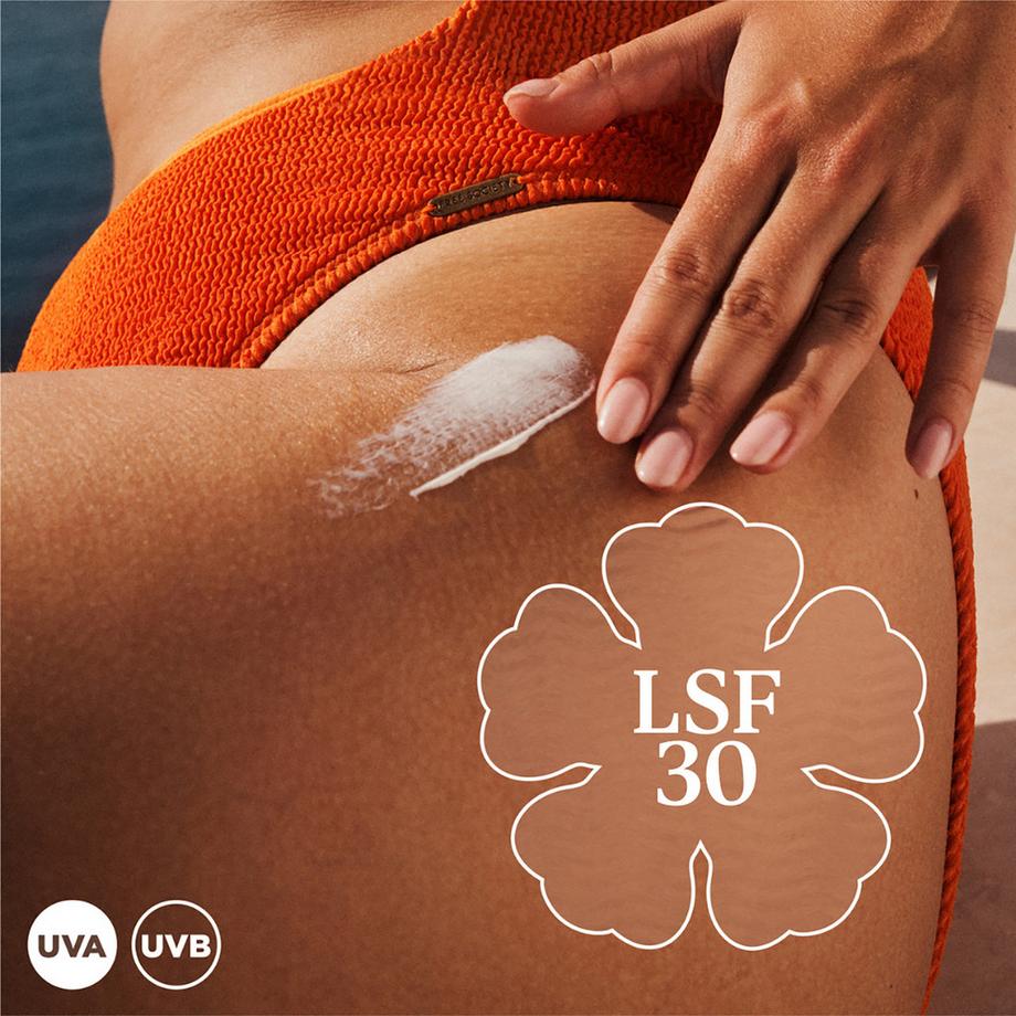 HAWAIIAN  Glowing Protection Sun Lotion (SPF 30) 