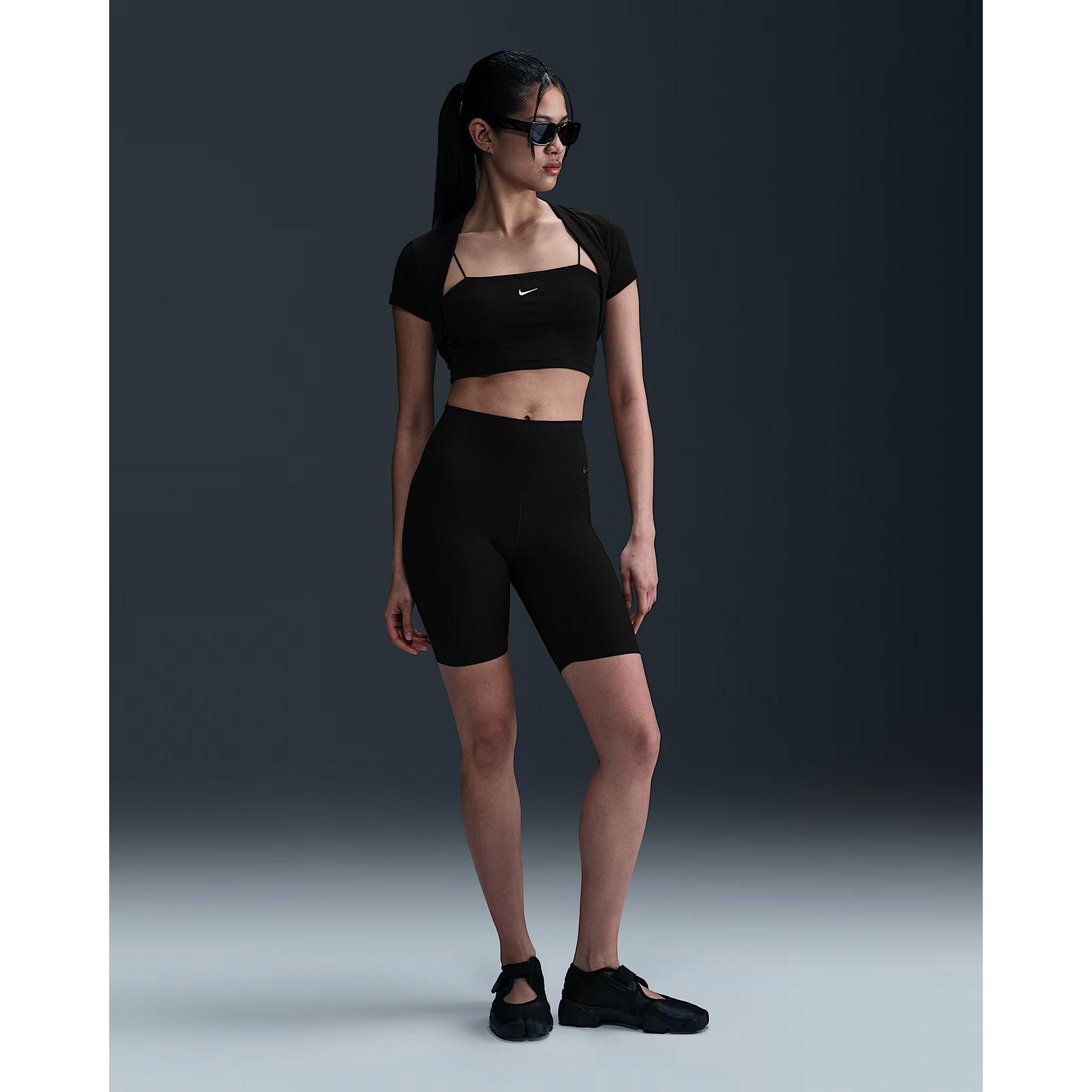 NIKE Sportswear Chill Knit T-Shirt 