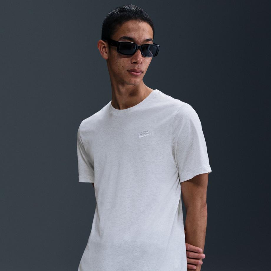 NIKE Sportswear Club T-shirt 