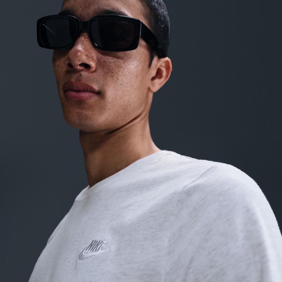 NIKE Sportswear Club T-shirt 