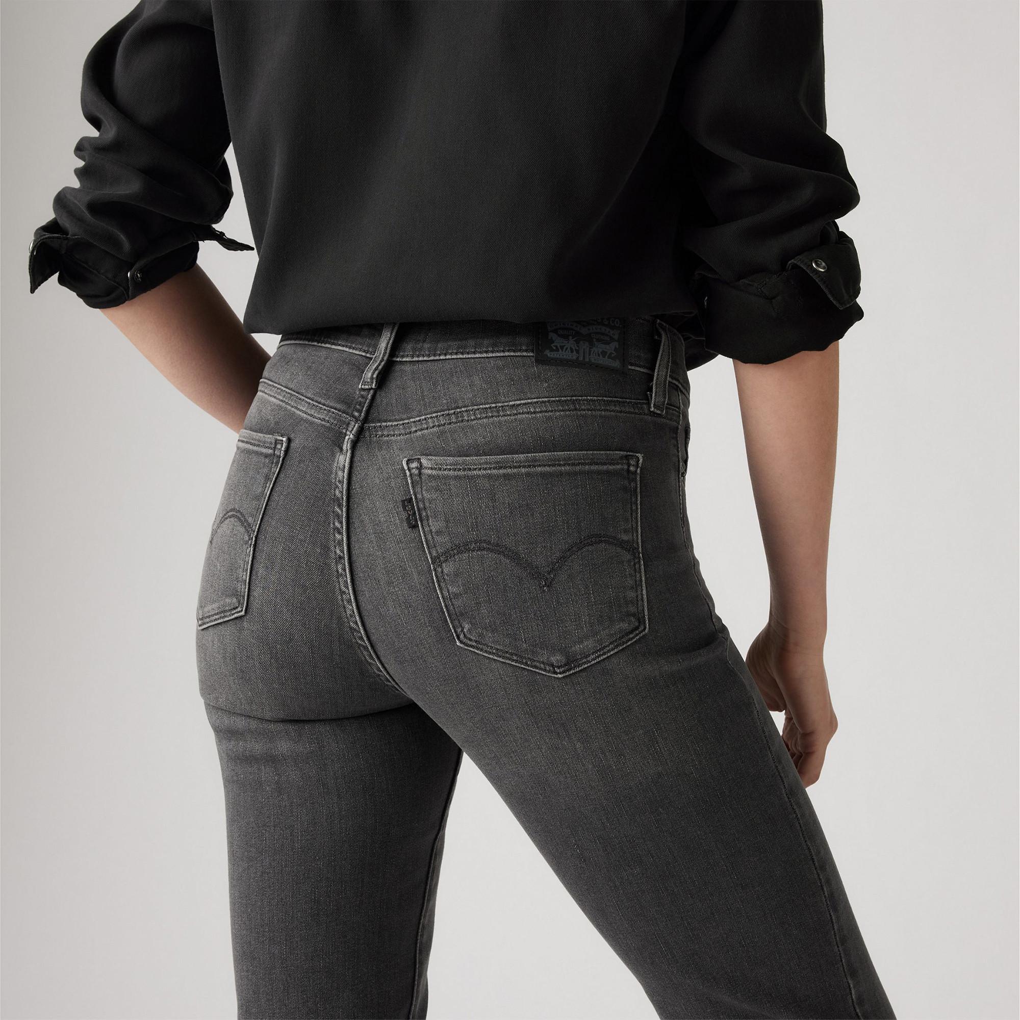 Levi's® Straight Leg Fit Jeans  