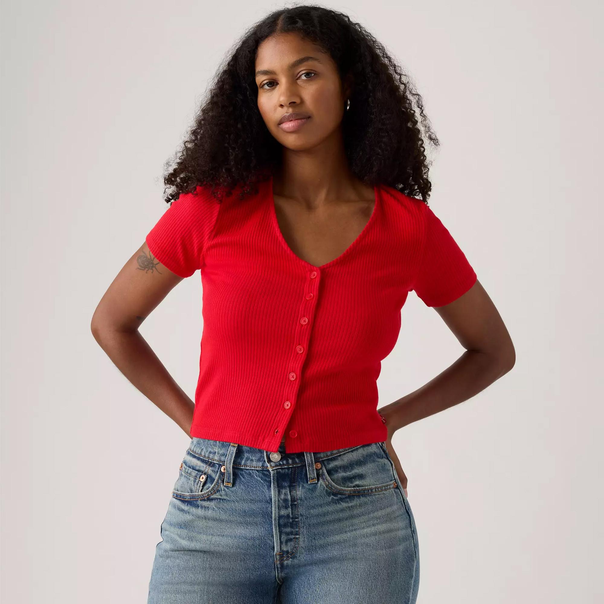 Levi's® T-shirt côtelé à manches courtes col en V avec patte de boutonnage  